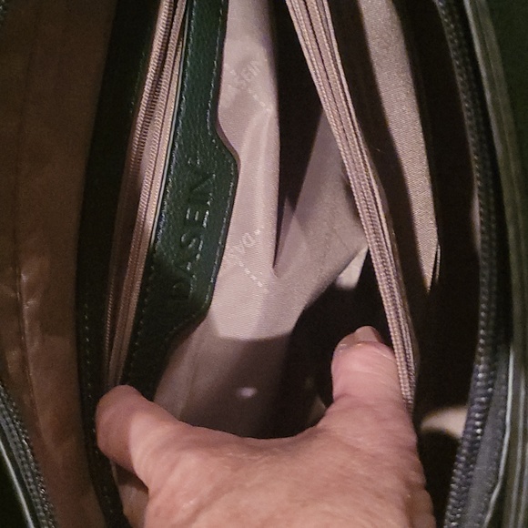 Nordstrom green  trio bought gorgeous designer large satchel/ crossberry   🎒 💚 - Picture 5 of 11